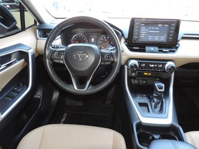 2019 Toyota RAV4 XLE Premium