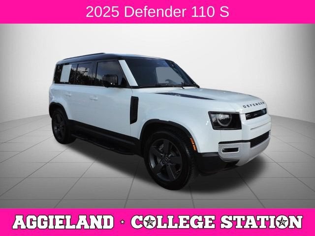 2025 Land Rover Defender 110 P300