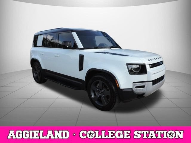 2025 Land Rover Defender 110 P300