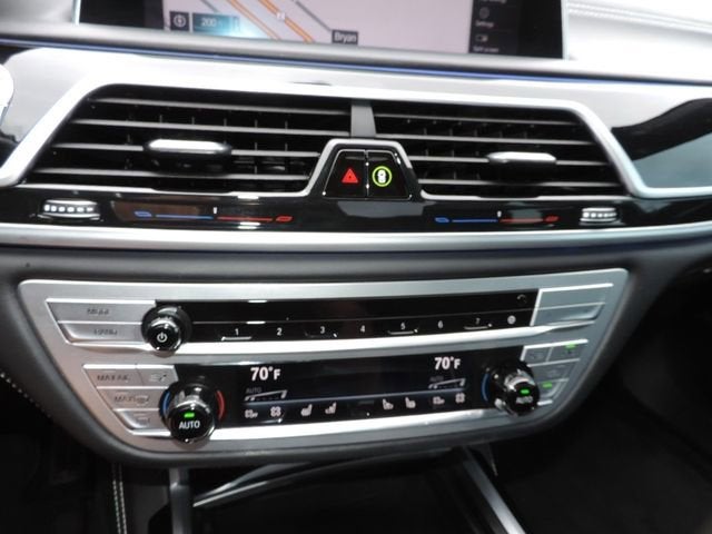 2021 BMW M760i xDrive