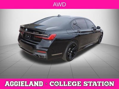 2021 BMW M760i xDrive