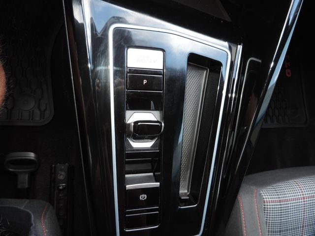 2024 Volkswagen Golf GTI 2.0T S