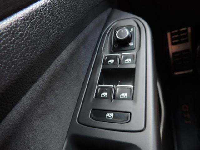 2024 Volkswagen Golf GTI 2.0T S